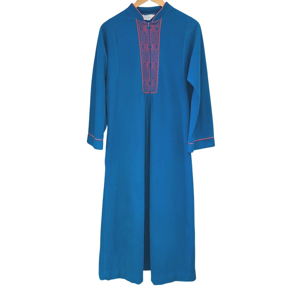Vintage Sears Robe Housecoat MCM Retro Embroidered Loungewear Folk Kitsch 70s